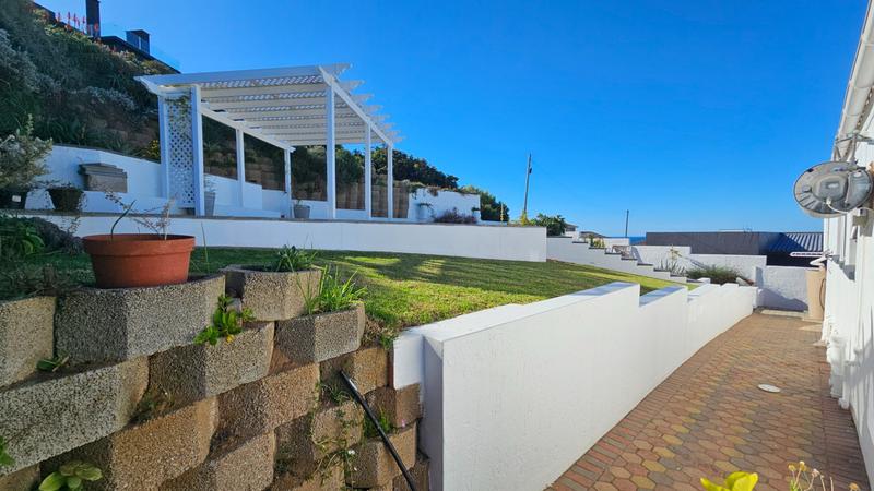4 Bedroom Property for Sale in Dana Bay Western Cape